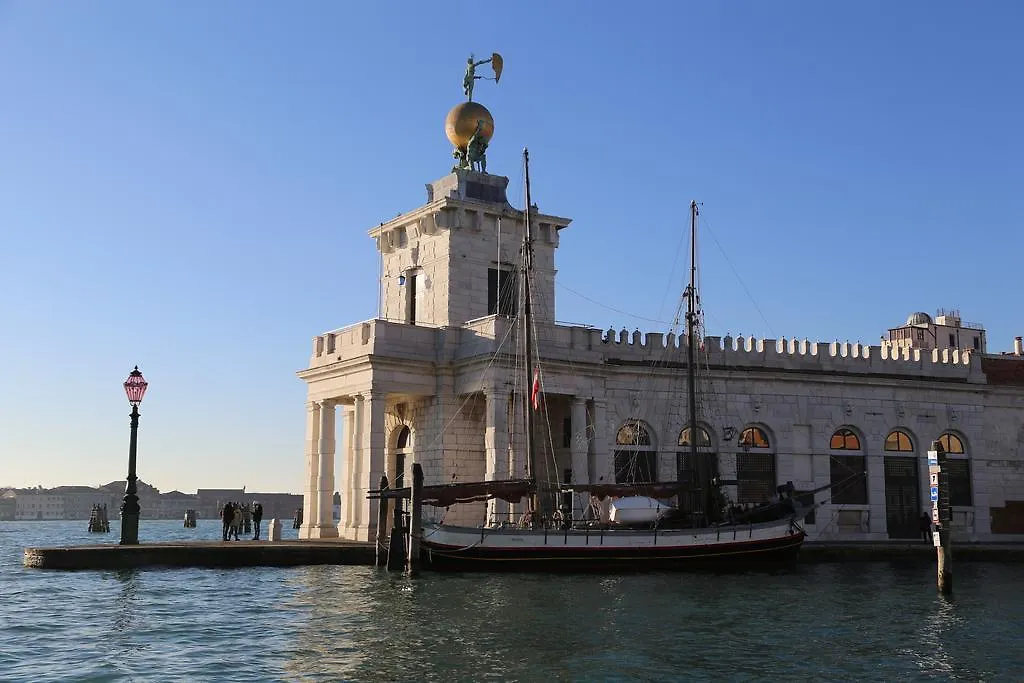 Casa Dei Cavalieri Apartment Venice