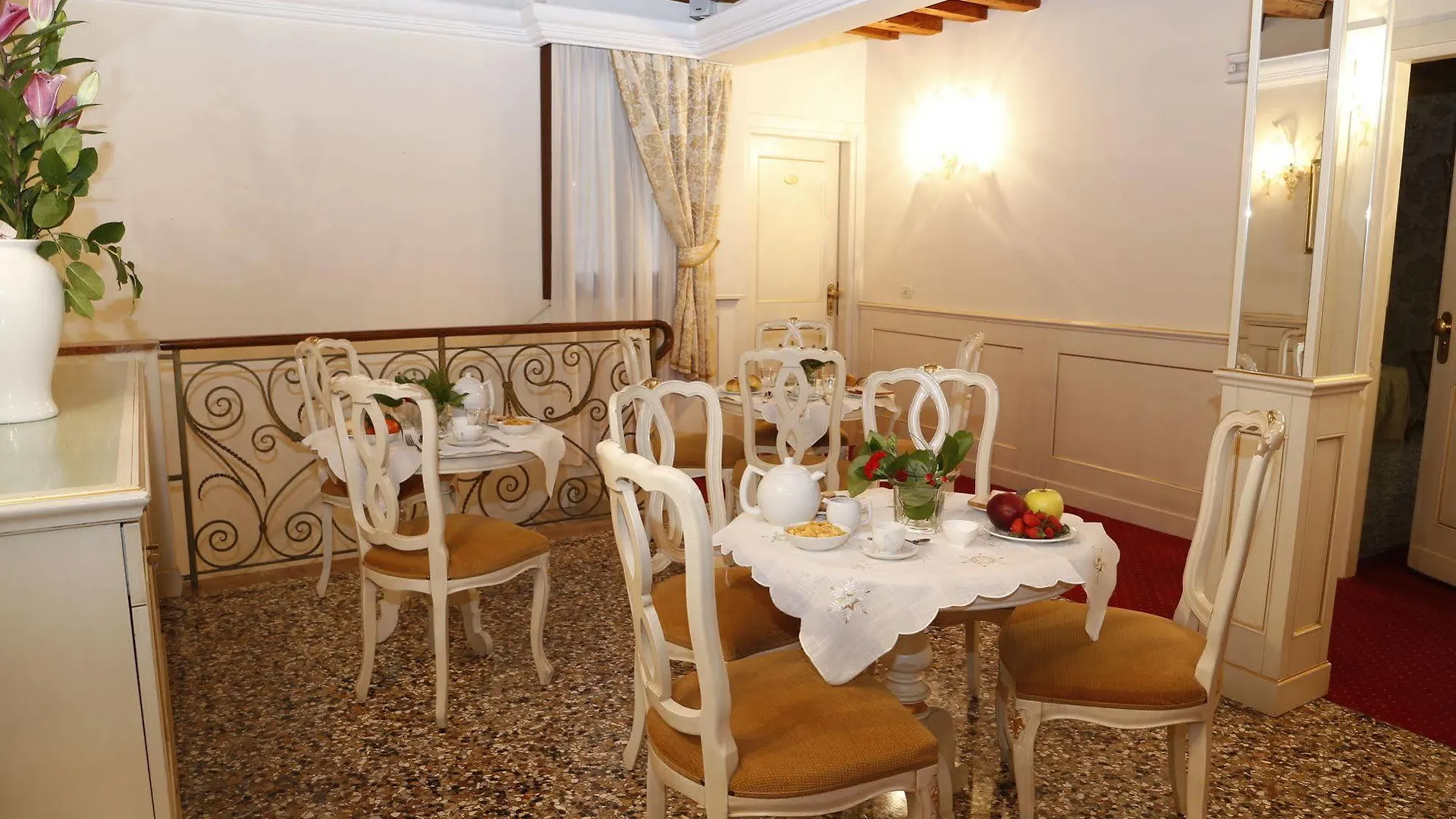 Casa Dei Cavalieri Apartment Venice 0*,